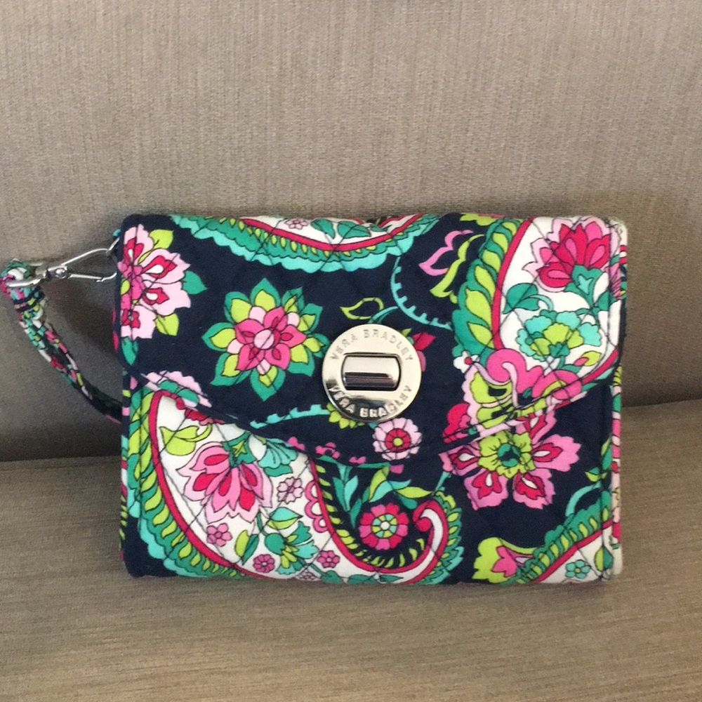 Vera wang wristlet